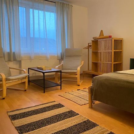 Apartament La Momo Lupeni  Zewnętrze zdjęcie