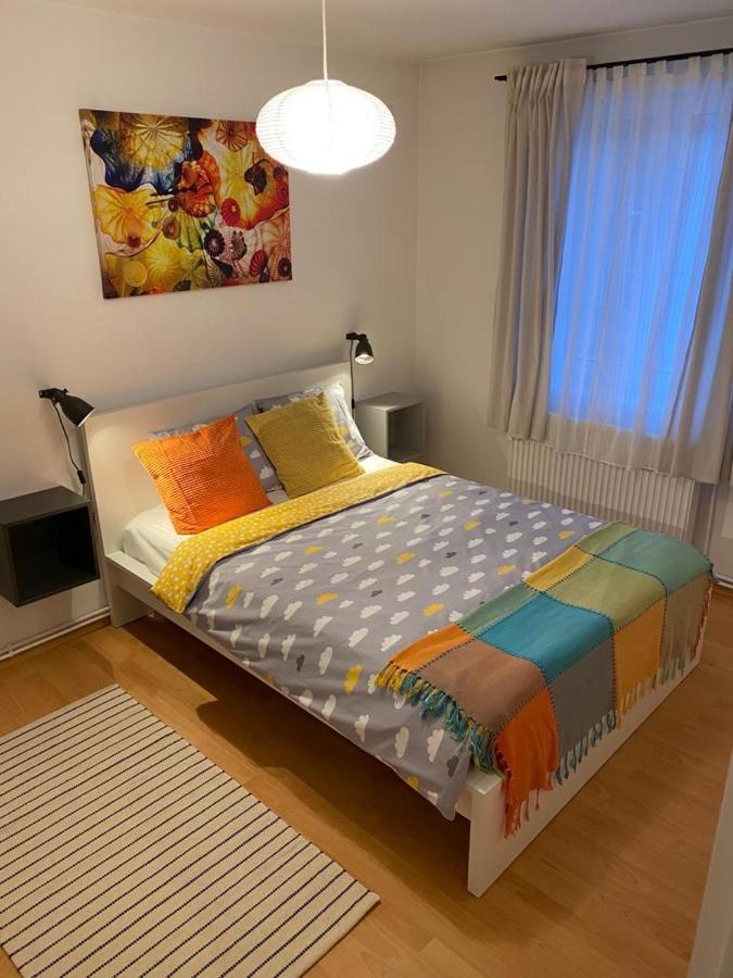 Apartament La Momo Lupeni  Zewnętrze zdjęcie