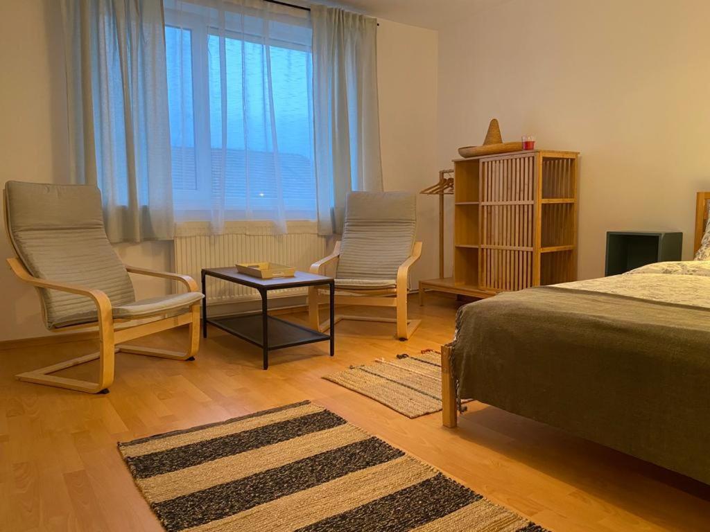 Apartament La Momo Lupeni  Zewnętrze zdjęcie