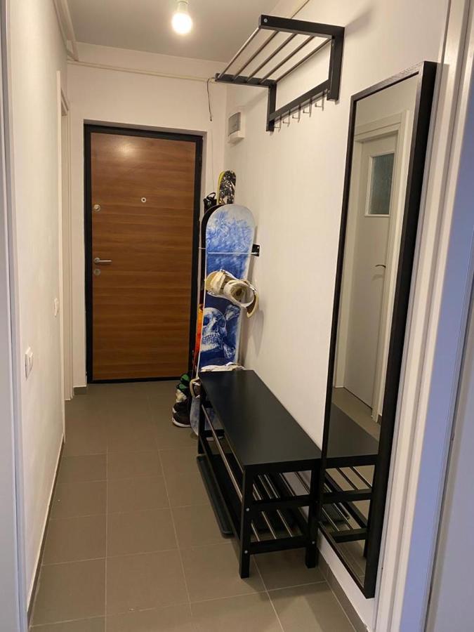 Apartament La Momo Lupeni  Zewnętrze zdjęcie